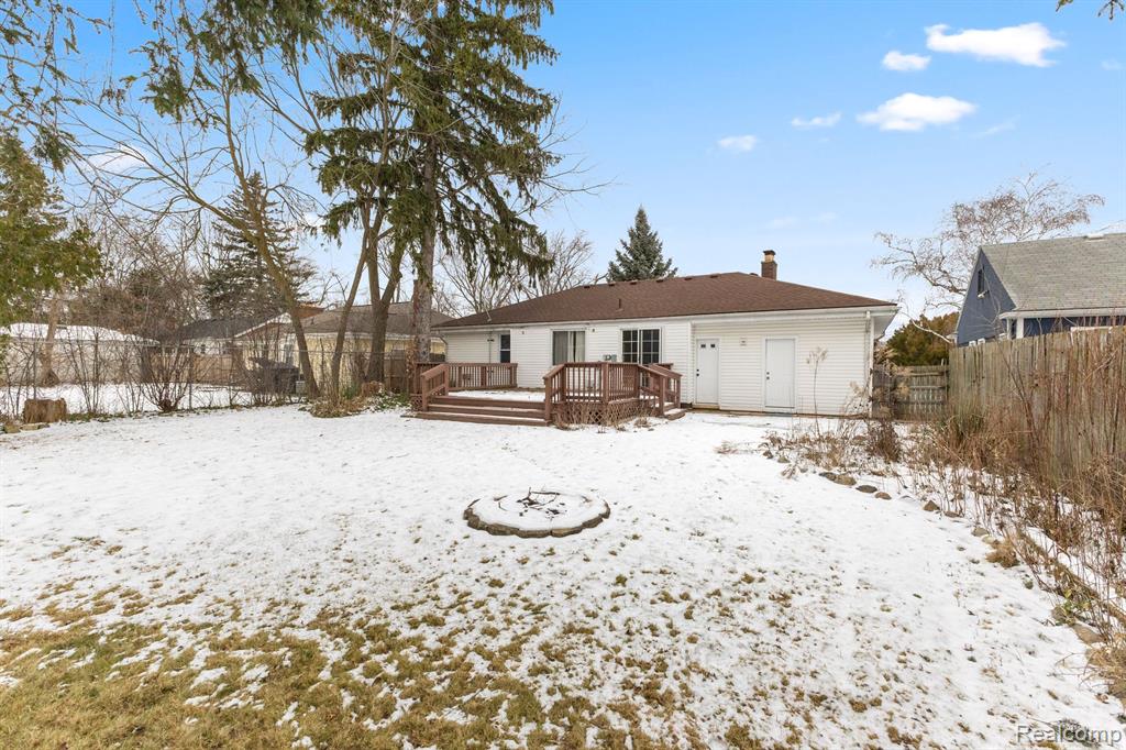 4255 Samoset Road Royal Oak, MI 48073 - Photo 34 of 38