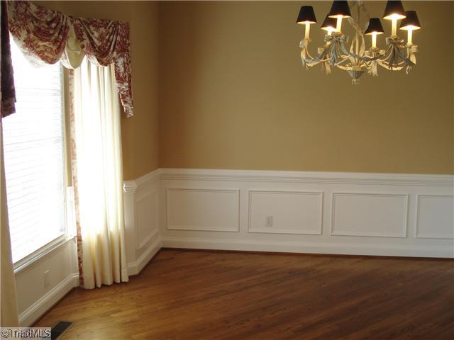 3284 Grandview Club Road Pfafftown, NC 27040 - Photo 4 of 16 Dining Room.