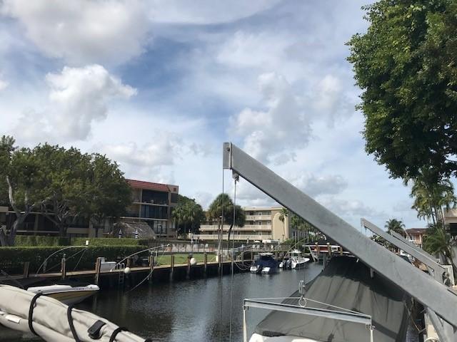 859 Jeffery Street, Unit 202 Boca Raton, FL 33487 - Photo 9 of 37 Pic - Boat Dock 2