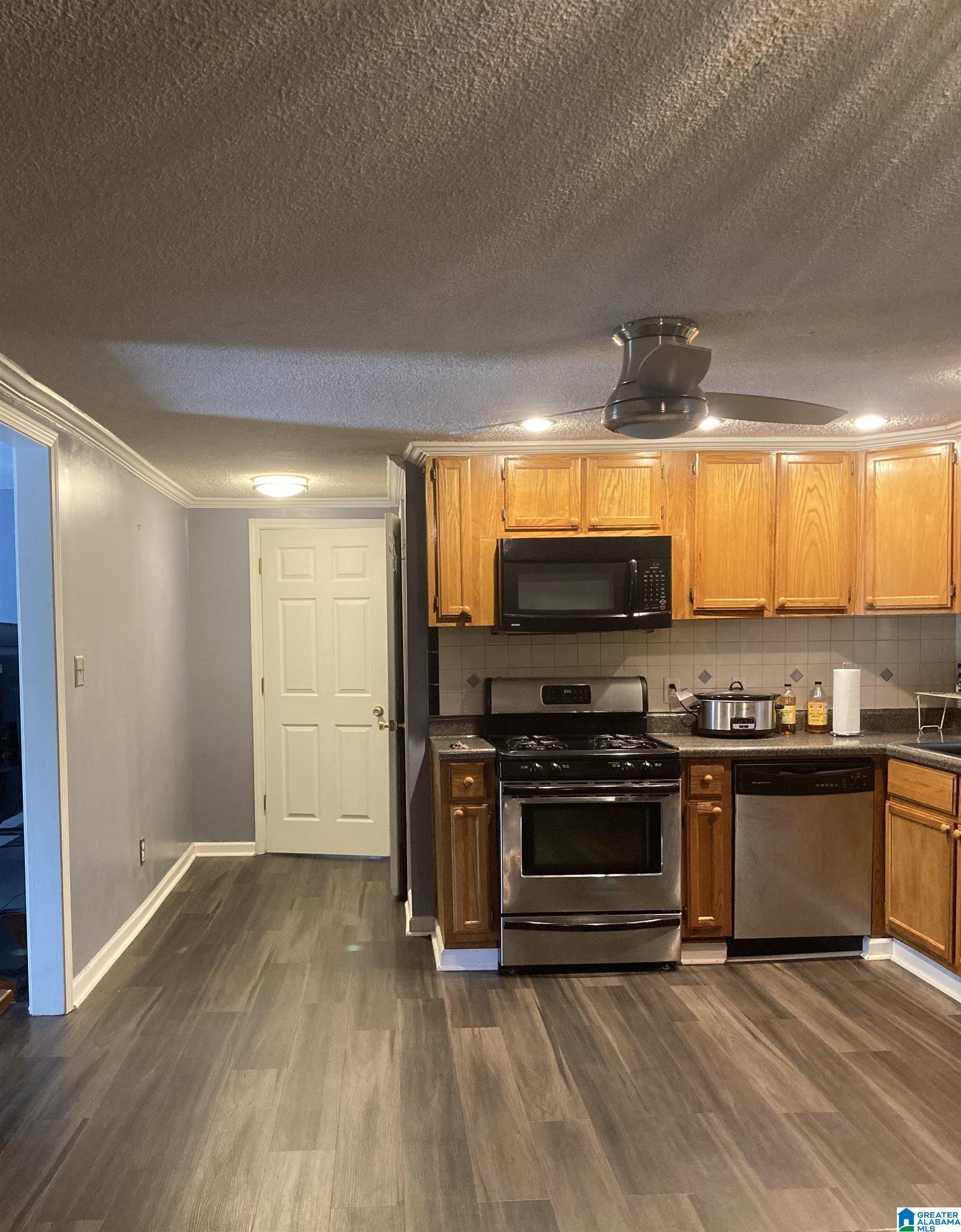 76 Curry Lane Talladega, AL 35160 - Photo 7 of 23