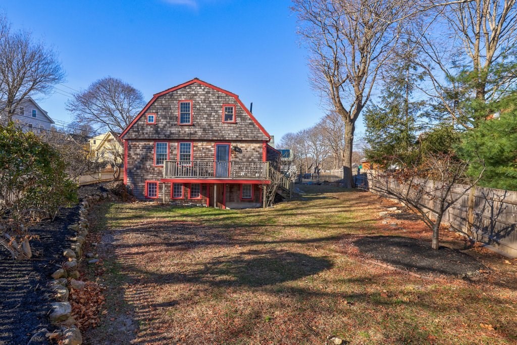 16 Main Street Hull, MA 02045 - Photo 8 of 33 Gallery Image 8
