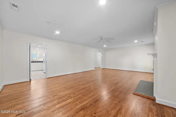 $229,900 | 809 Greenbriar Road, Kinston, NC 28501