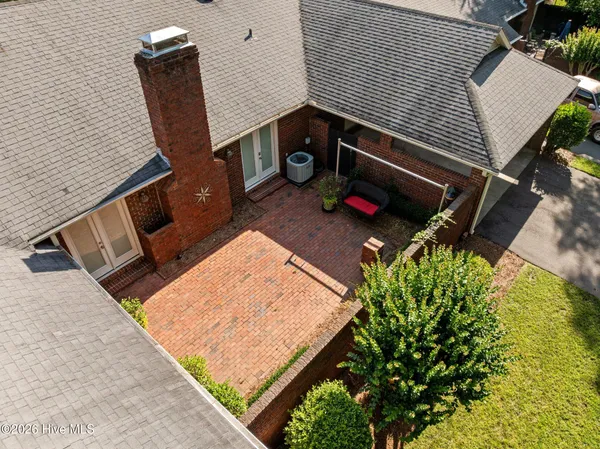 $229,900 | 809 Greenbriar Road, Kinston, NC 28501