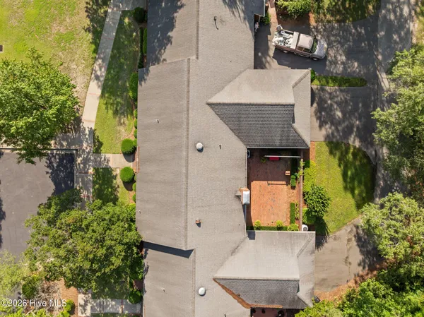 $229,900 | 809 Greenbriar Road, Kinston, NC 28501