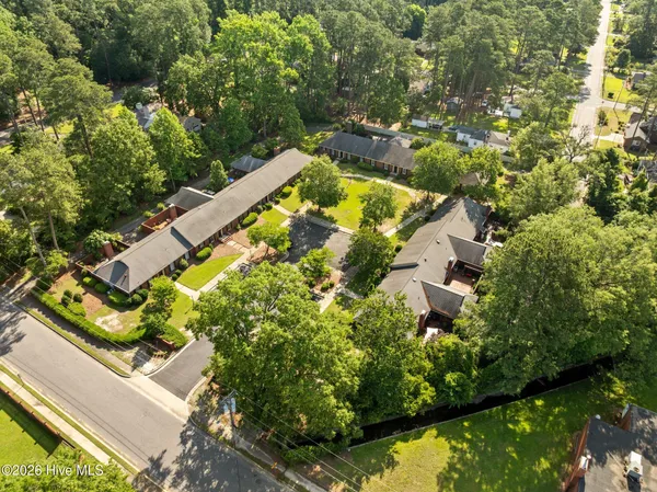 $229,900 | 809 Greenbriar Road, Kinston, NC 28501