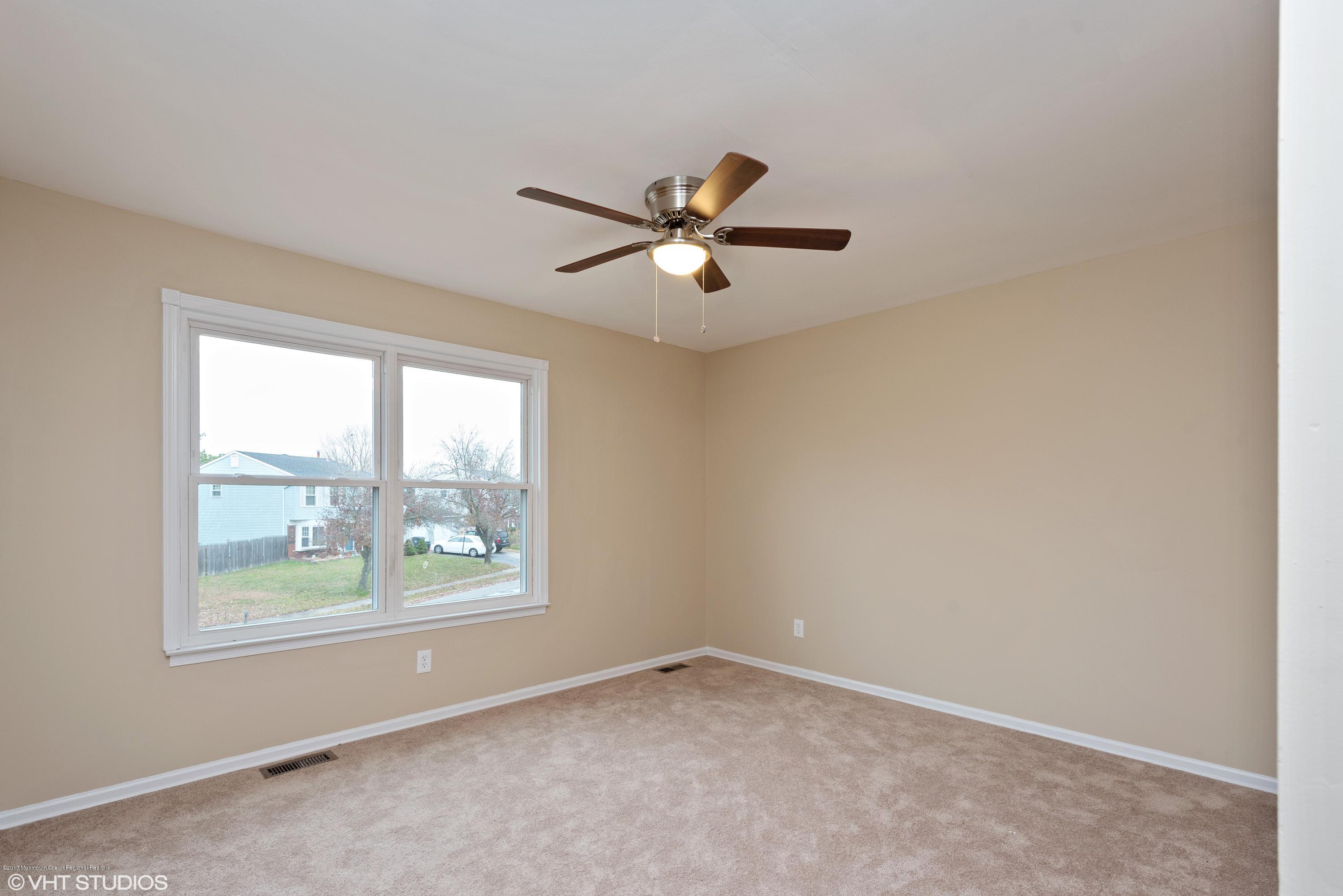 37 Peachstone Road Howell, NJ 07731 - Photo 16 of 23 17_37PEACHSTONERD_2017_HiRes