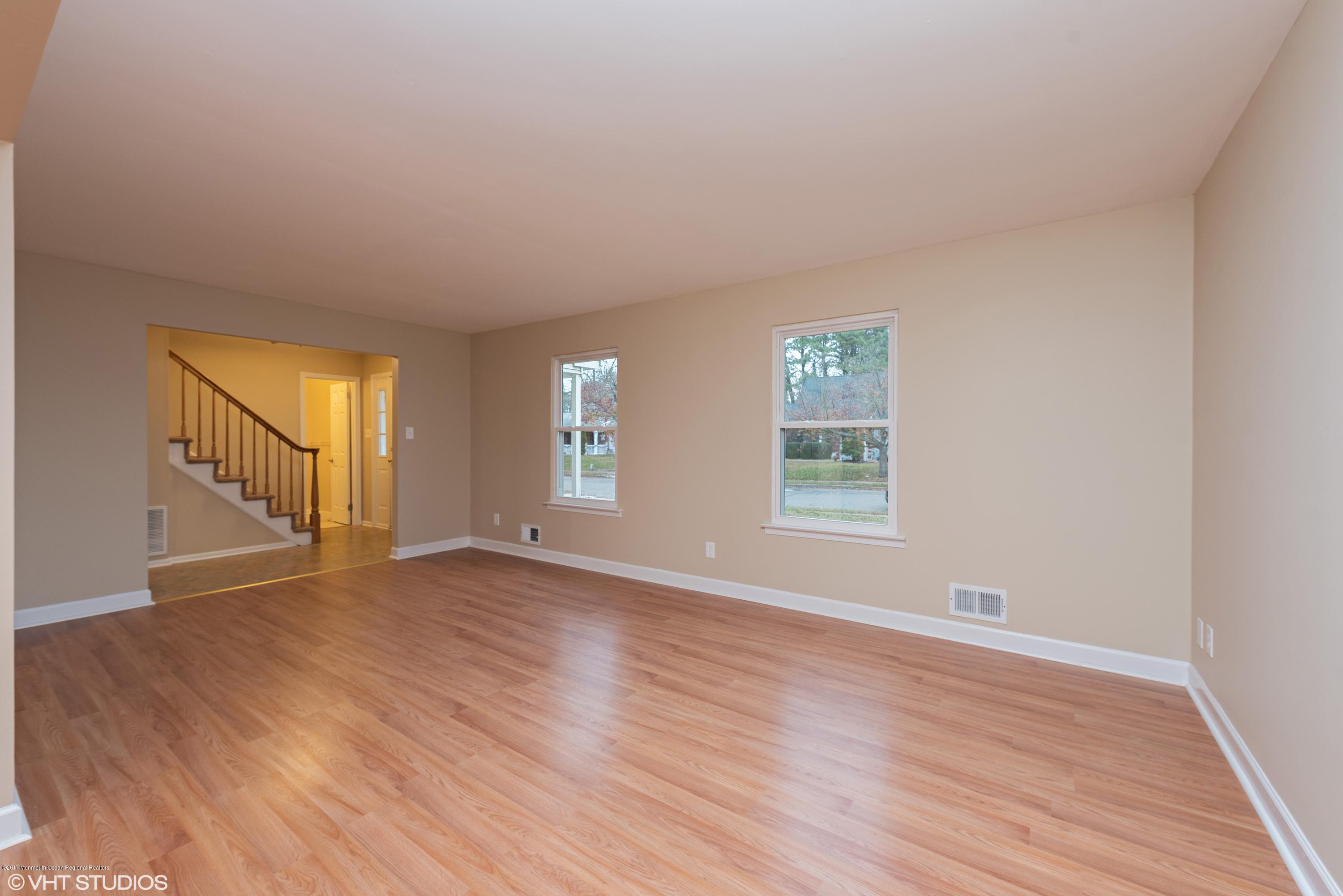 37 Peachstone Road Howell, NJ 07731 - Photo 5 of 23 05_37PEACHSTONERD_2005_HiRes