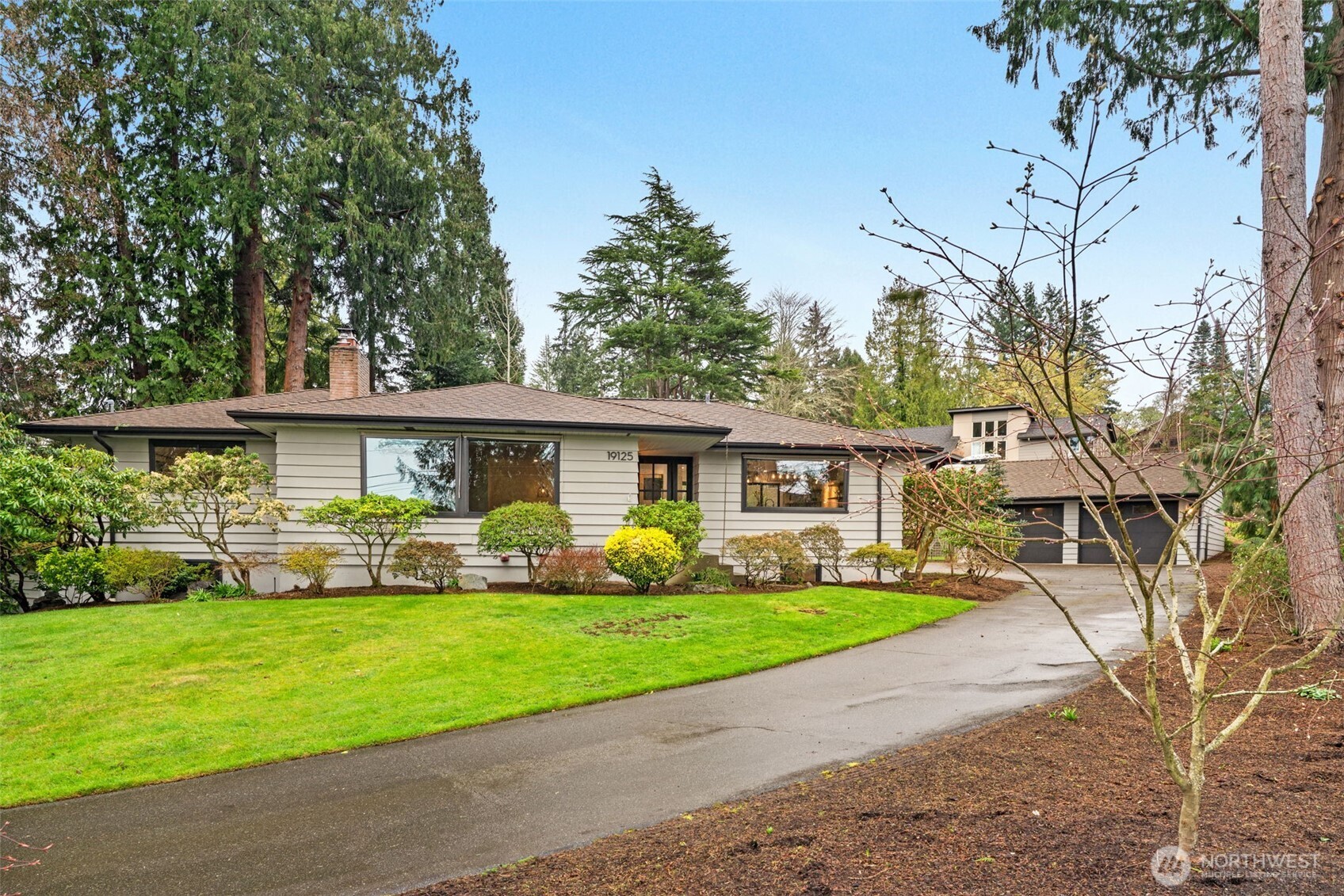19125 94th Avenue West Edmonds, WA 98020 - Photo 3 of 37 a front view of house with yard and green space
