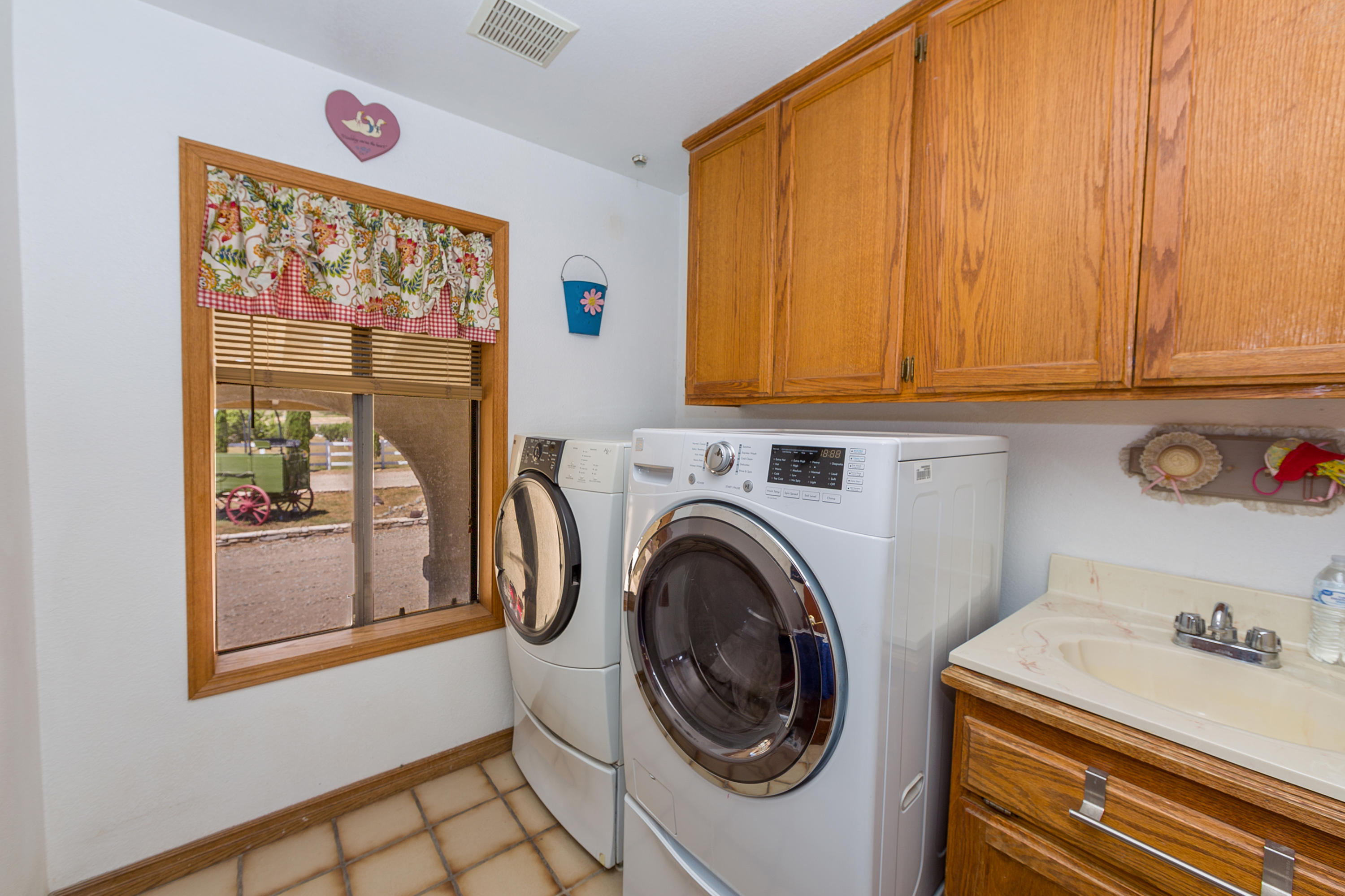 770 East Carson Mesa Road Palmdale, CA 93550 - Photo 20 of 33 021_Laundry Room