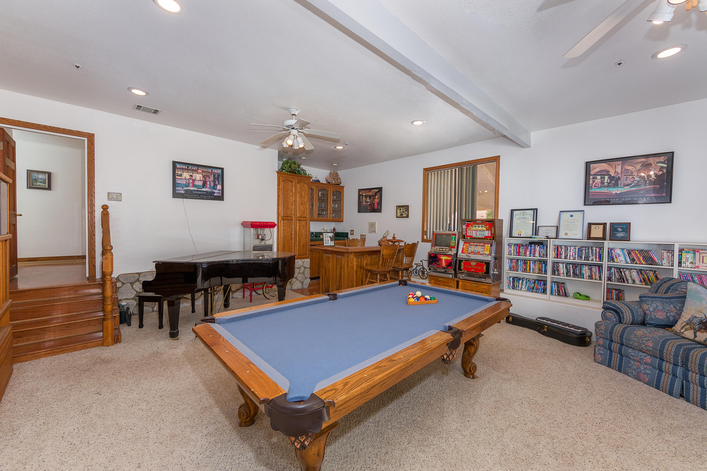 770 East Carson Mesa Road Palmdale, CA 93550 - Photo 8 of 33 009_Recreation Room