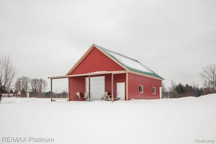 3468 South Latson Road Howell, MI 48843 - Photo 44 of 50 045-Garage-1472504-mls.jpg