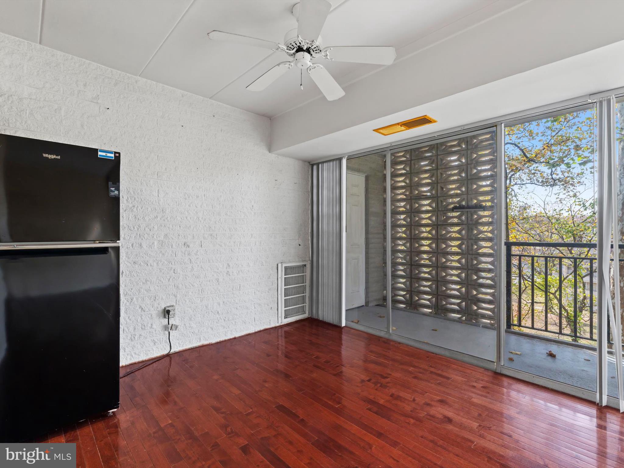 1802 Metzerott Road, Unit 403 Hyattsville, MD 20783 - Photo 12 of 30 Gallery Image 12