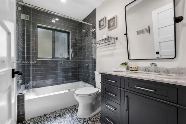 $3,800 | 4220 Grove Park Lane, Unit 1, Boynton Beach, FL 33436