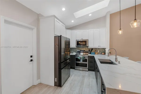 $3,800 | 4220 Grove Park Lane, Unit 1, Boynton Beach, FL 33436