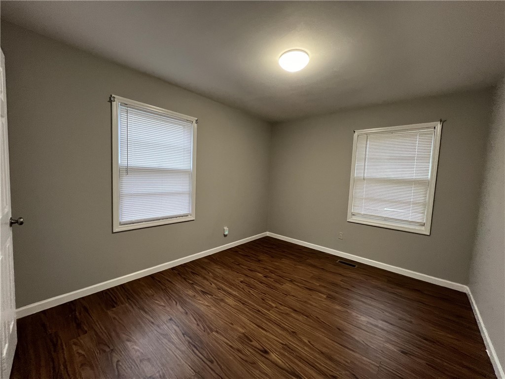 206 Dickson Street Westminster, SC 29693 - Photo 2 of 7