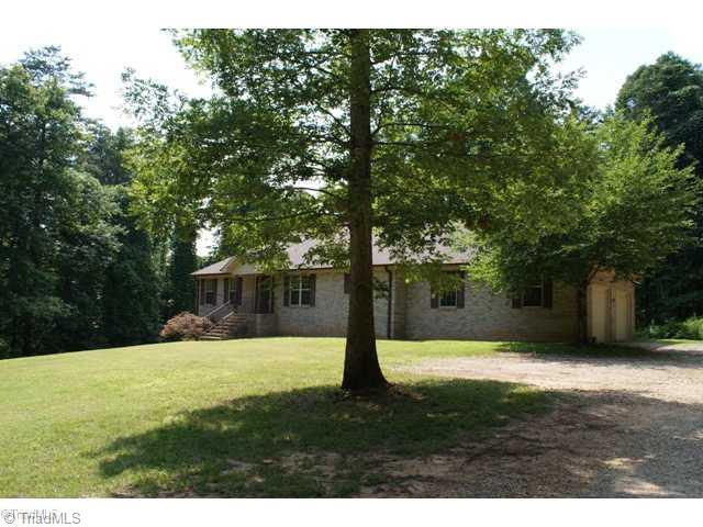 7828 Sutter Road Greensboro, NC 27455 - Photo 15 of 16 Exterior Front.