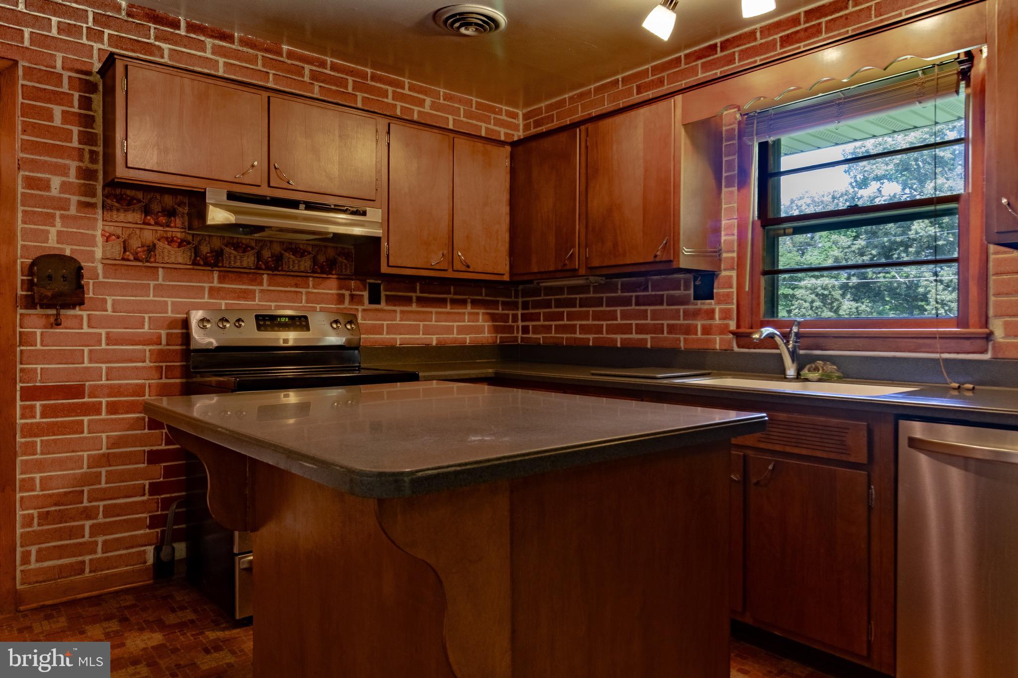 6230 Ripley Road La Plata, MD 20646 - Photo 17 of 30 Kitchen