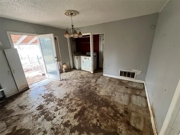 $254,900 | 492 Richerson Road, Denison, TX 75021