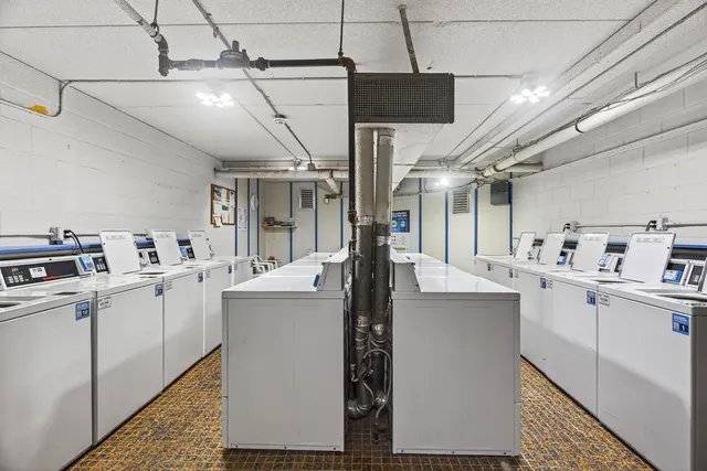 $92,000 | 2005 East 122nd Street, Unit A7, Burnsville, MN 55337