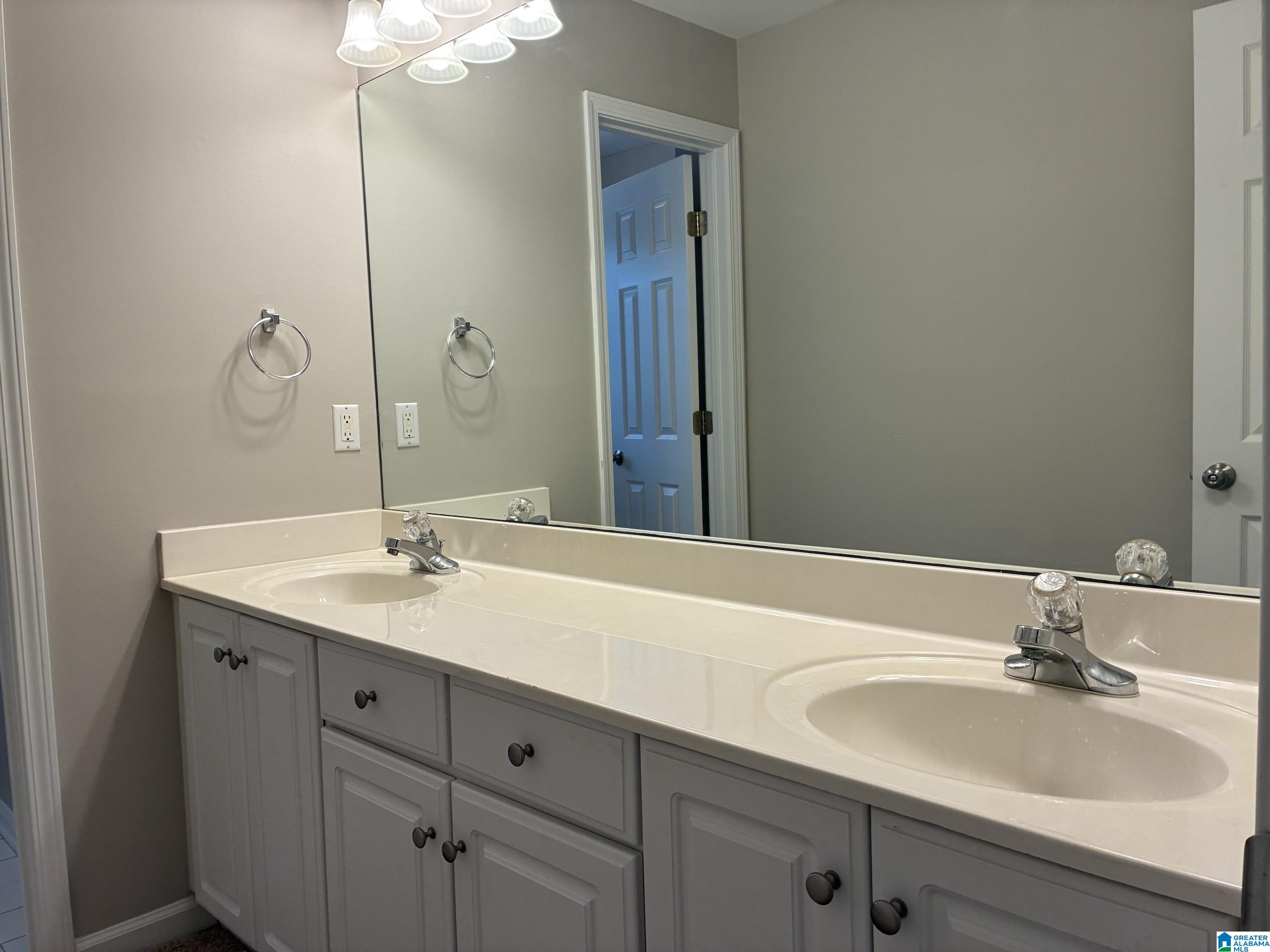 318 Huntington Parc Road Homewood, AL 35226 - Photo 23 of 33 Gallery Image 23