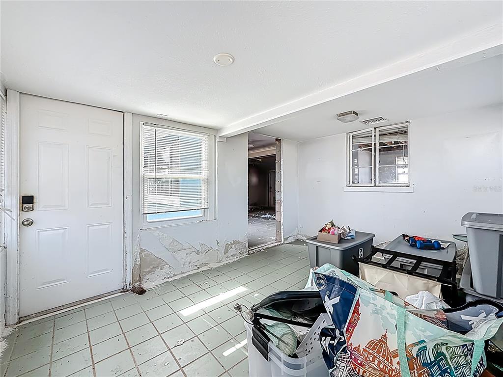 18012 4th Street East Redington Shores, FL 33708 - Photo 15 of 52