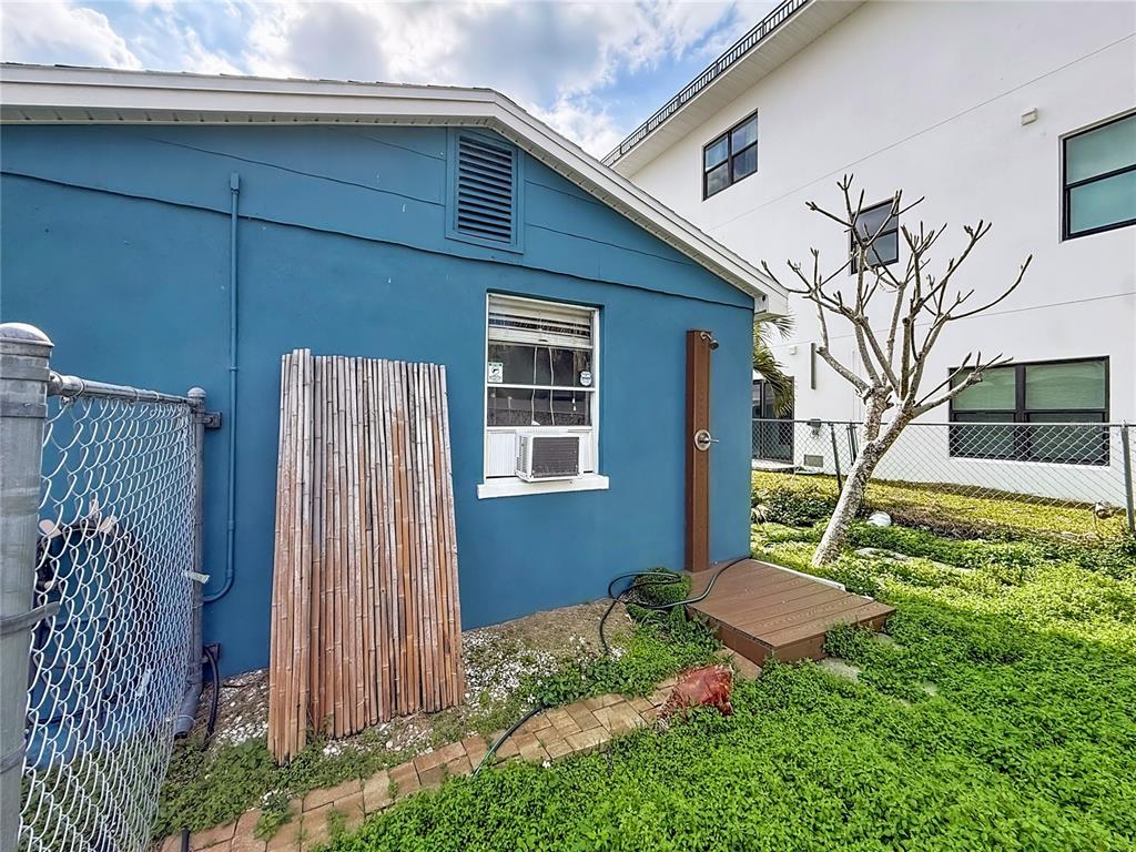 18012 4th Street East Redington Shores, FL 33708 - Photo 34 of 52