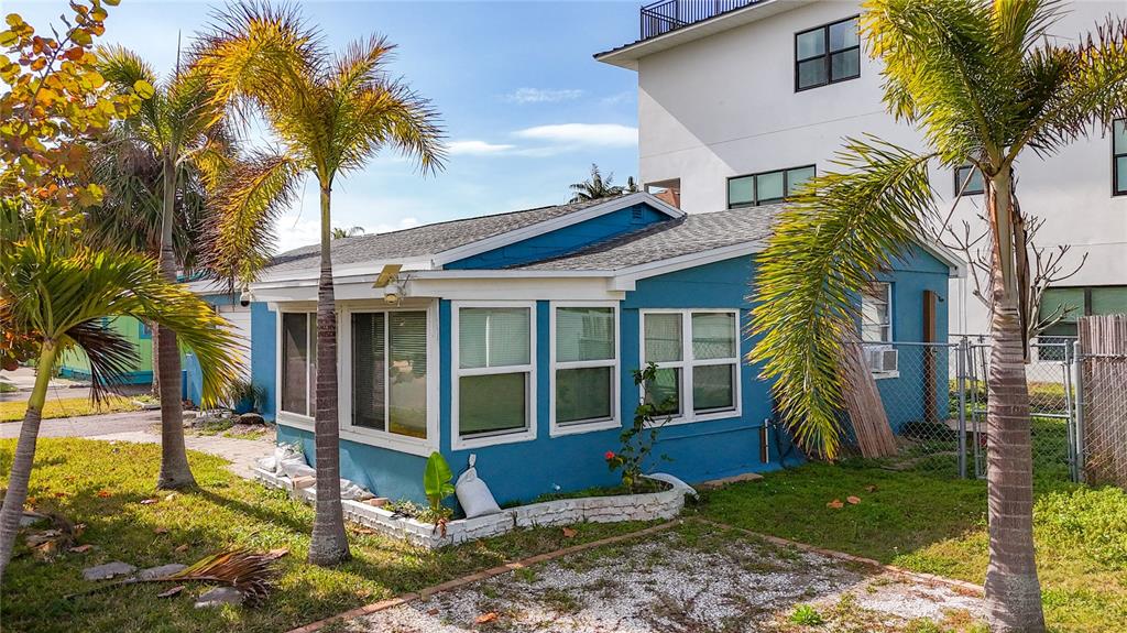 18012 4th Street East Redington Shores, FL 33708 - Photo 41 of 52