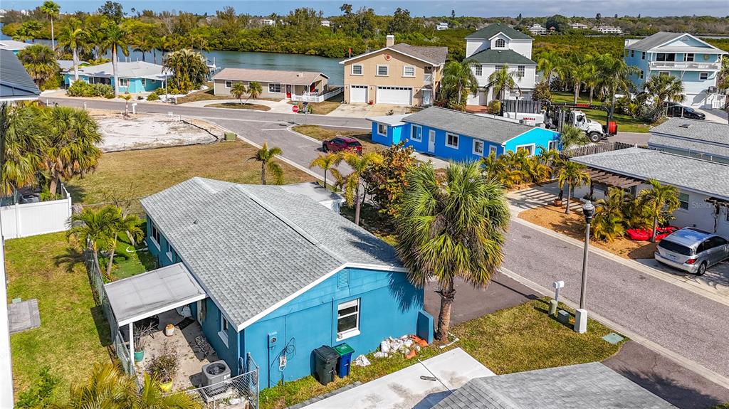 18012 4th Street East Redington Shores, FL 33708 - Photo 45 of 52