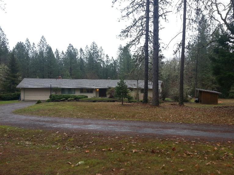 556 Fish Hatchery Road Grants Pass, OR 97527 - Photo 1 of 16 Primary Photo