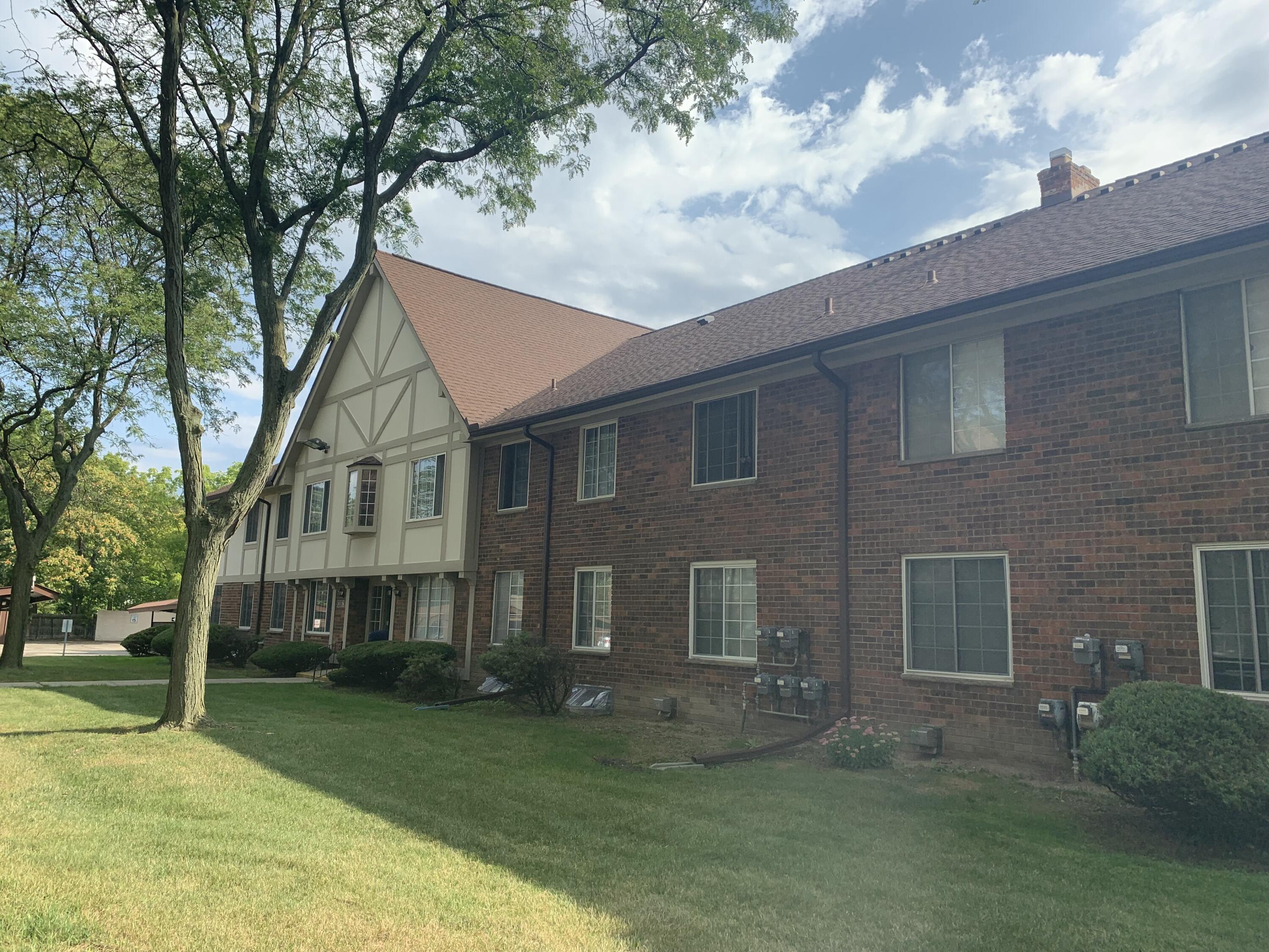 30220 Southfield Road, Unit 243 Southfield, MI 48076 - Photo 1 of 13 IMG_4770