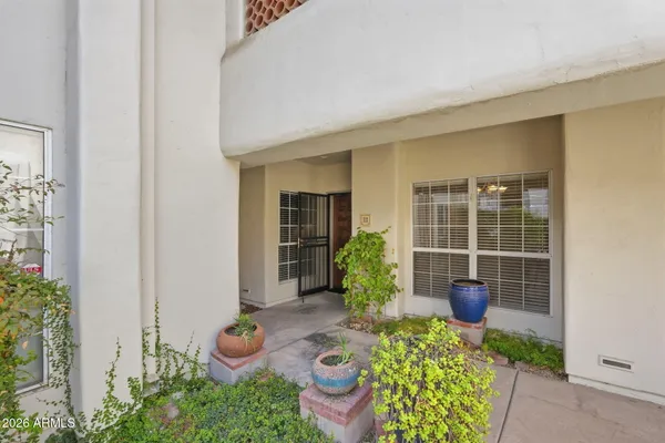 $499,900 | 5200 South Lakeshore Drive, Unit 111, Tempe, AZ 85283