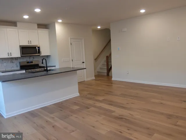 $3,900 | 713 Parker Boulevard, Princeton, NJ 08540