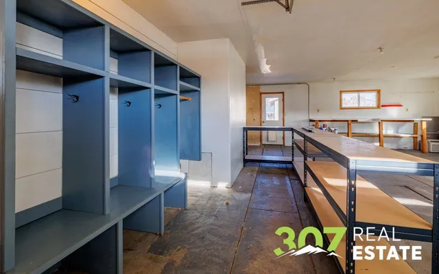 $515,000 | 1313 Meadow Ln Avenue, Cody, WY 82414