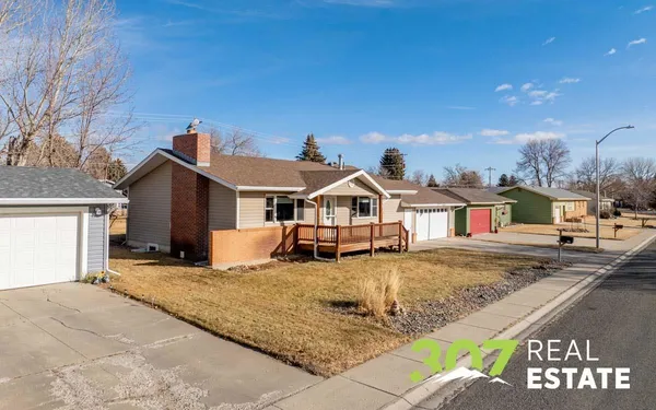 $497,000 | 1313 Meadow Ln Avenue, Cody, WY 82414