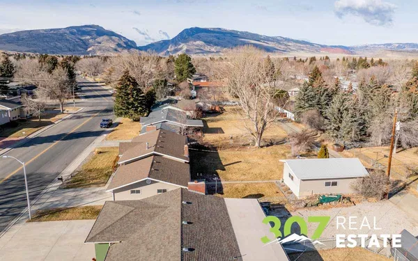 $497,000 | 1313 Meadow Ln Avenue, Cody, WY 82414