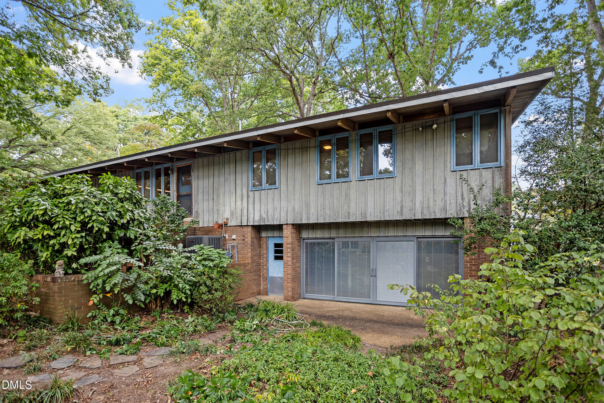06-3401 Caldwell Dr [2549670]_06