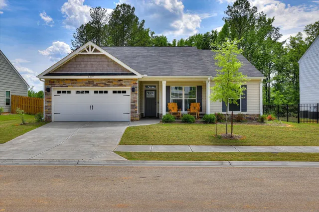 $329,400 | 848 Snow Bunting Court, North Augusta, SC 29860
