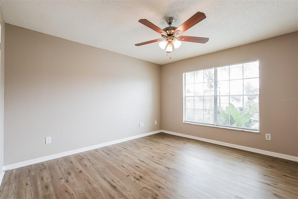 337 Mantis Loop Apopka, FL 32703 - Photo 9 of 16