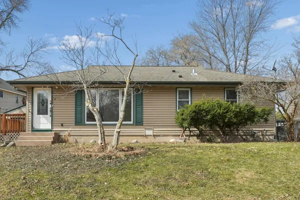 $379,900 | 761 Bartelmy Lane North, Maplewood, MN 55119