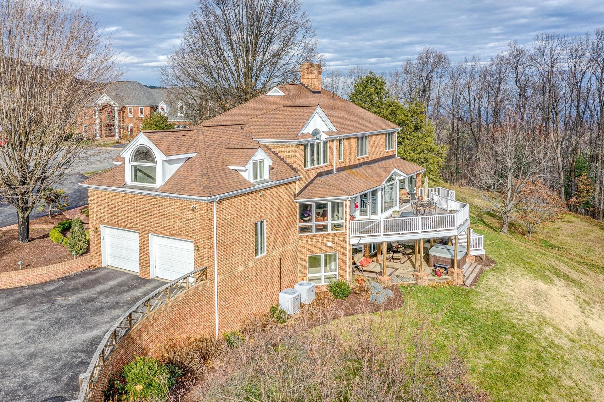 1525 Longview Road Roanoke, VA 24018 - Photo 2 of 62 002-334827-1525 Longview Rd 002_8474444
