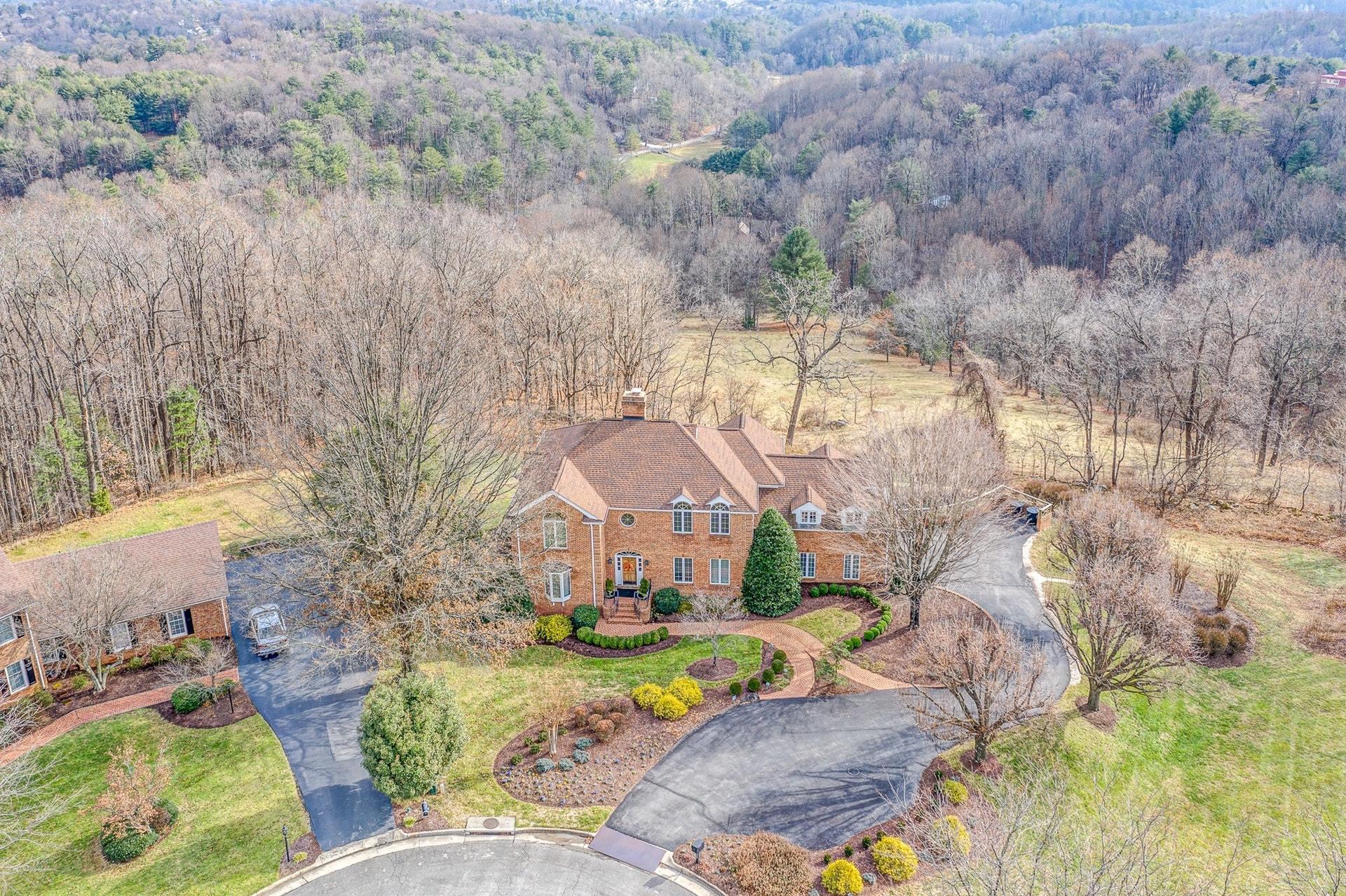 1525 Longview Road Roanoke, VA 24018 - Photo 4 of 62 004-334827-1525 Longview Rd 004_8474446