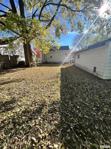 $51,000 | 329 Park Avenue, Pekin, IL 61554