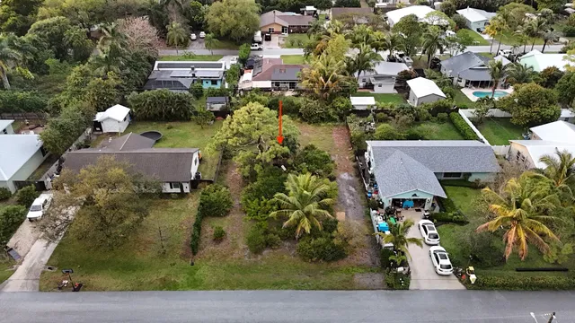 $225,000 | 6483 Southeast Sylvan Place, Hobe Sound, FL 33455