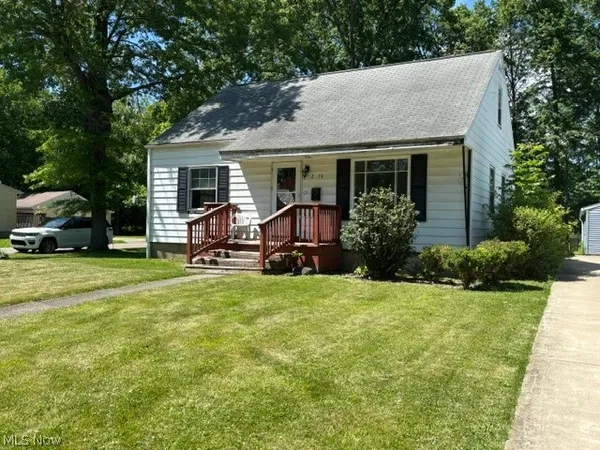 $49,900 | 2378 Linda Drive Northwest, Warren, OH 44485