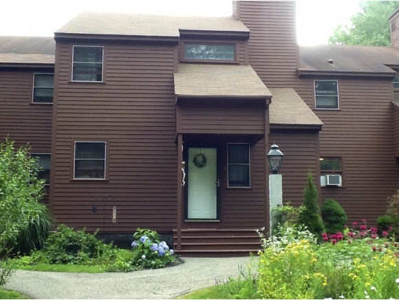 8 Kirriemuir Road, Unit 8 Stratham, NH 03885 - Photo 1 of 1