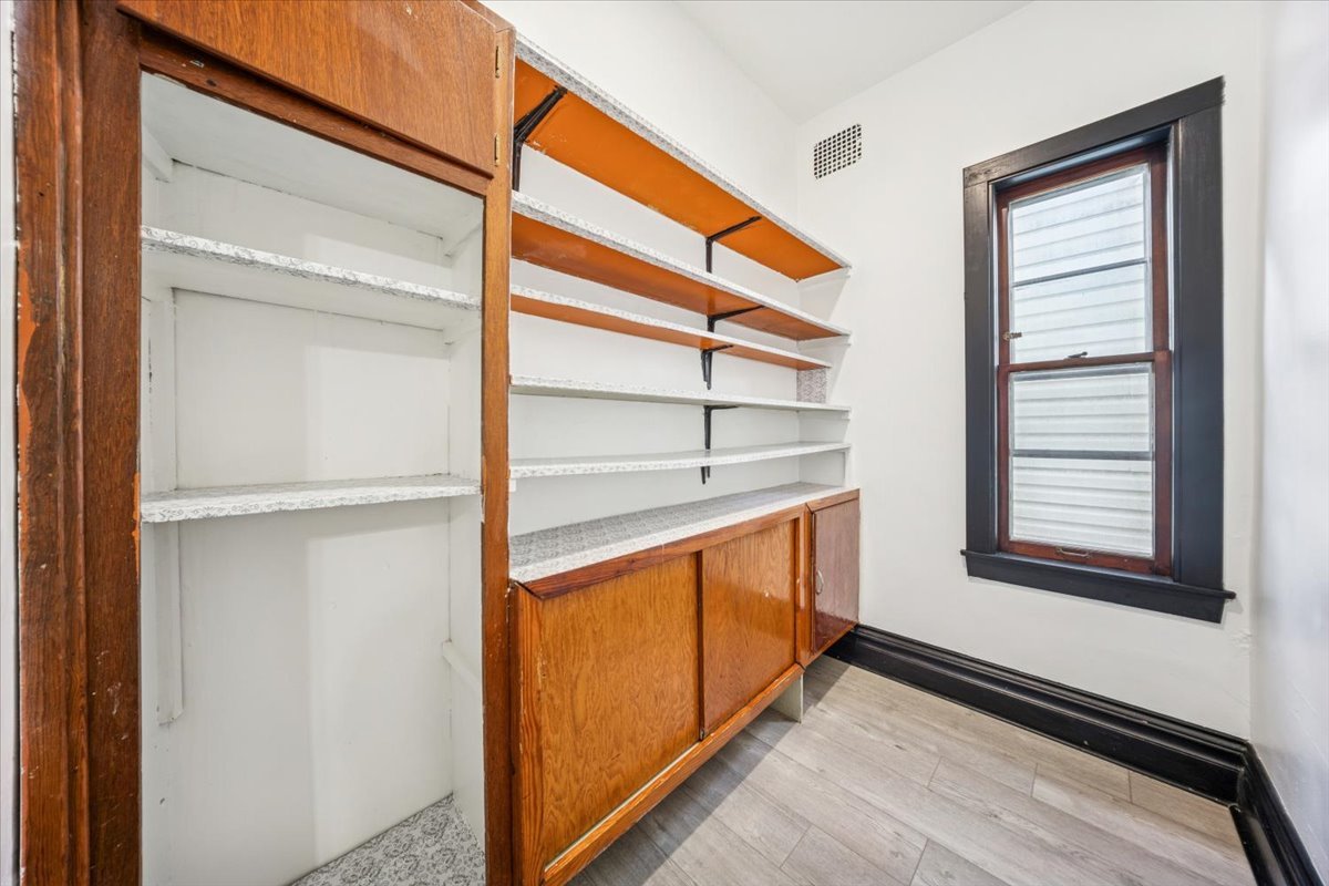 3134 West 39th Place, Unit 1 Chicago, IL 60632 - Photo 12 of 16 a view of an empty room and window