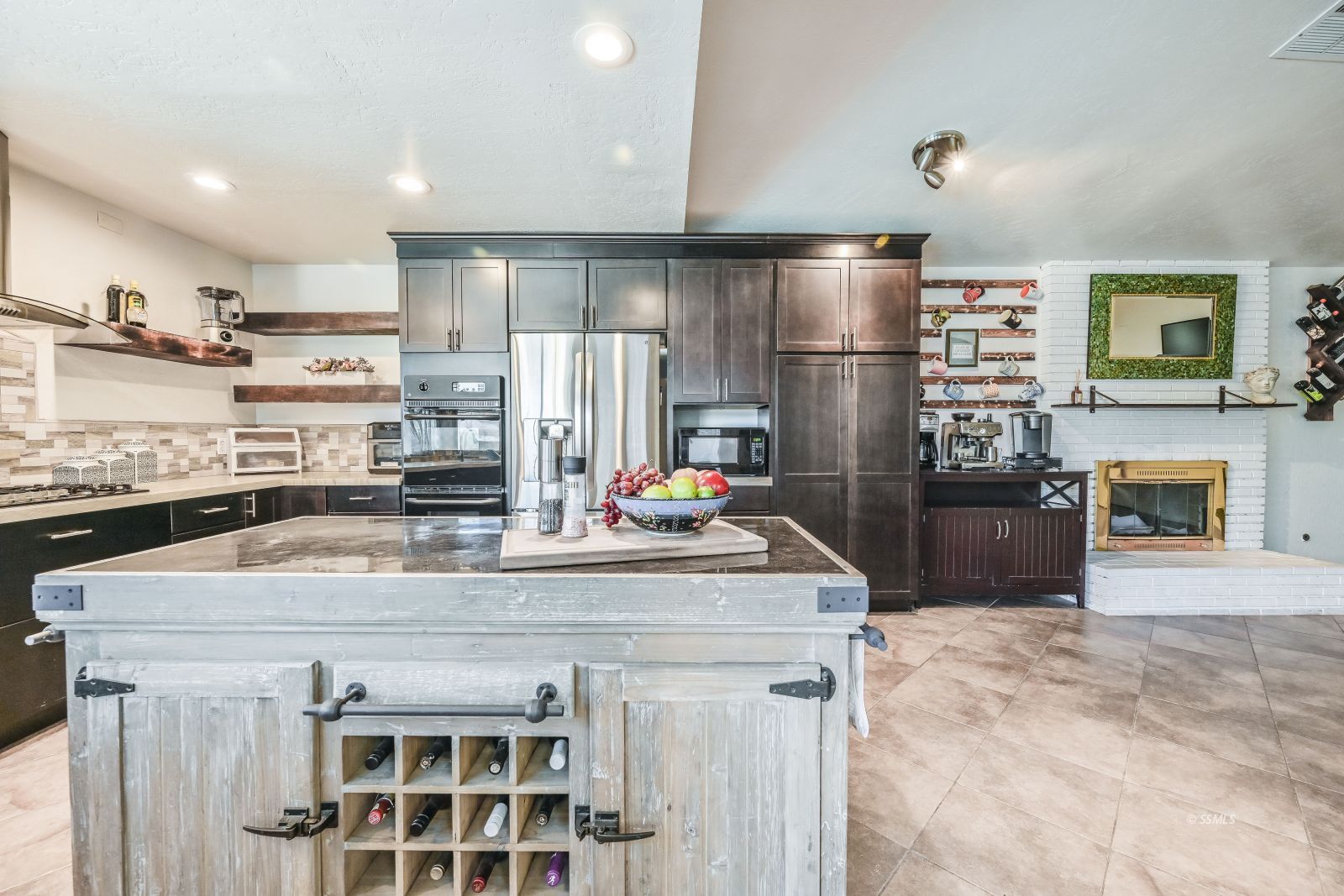 601 West Howell Avenue Ridgecrest, CA 93555 - Photo 8 of 40