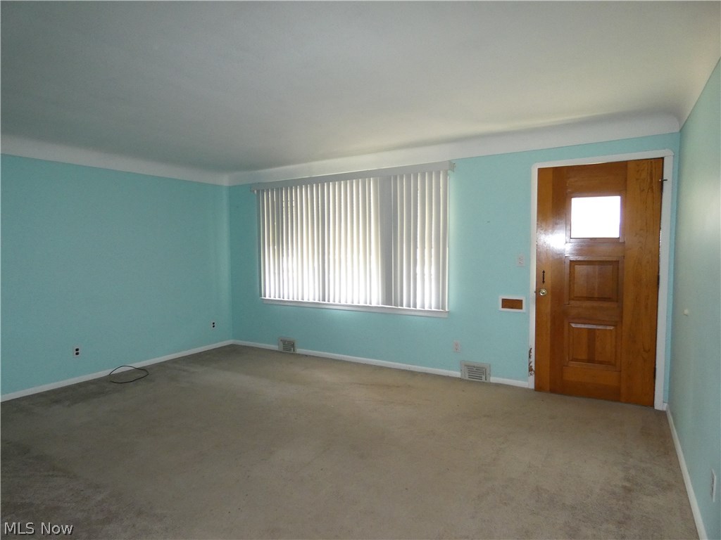 13639 Harper Road Strongsville, OH 44149 - Photo 5 of 23 Gallery Image 5