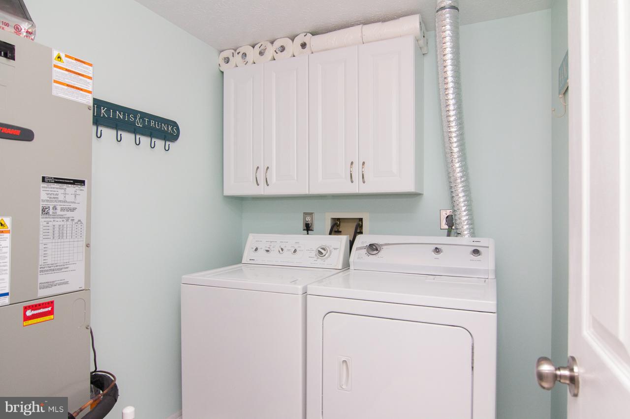 4122 Maple Path Circle, Unit 55 Baltimore, MD 21236 - Photo 21 of 27 a utility room with dryer and washer