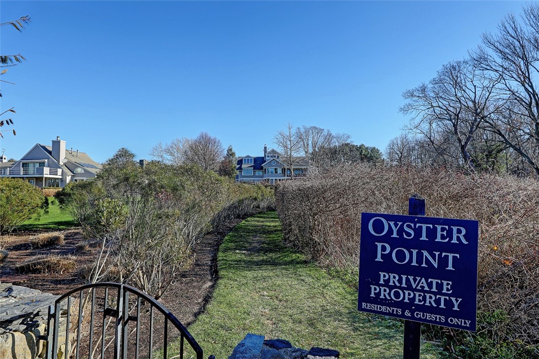 15 Oyster Point, Unit 15A Warren, RI 02885 - Photo 34 of 36